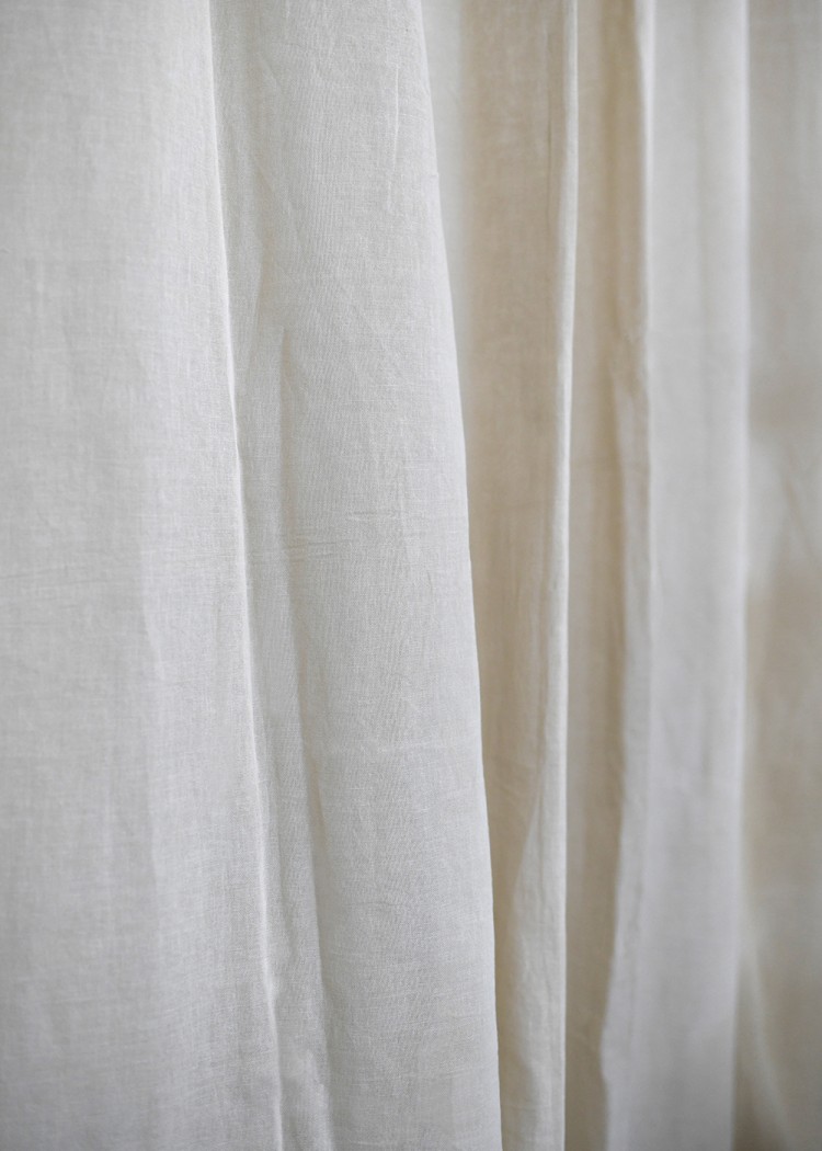 Curtain